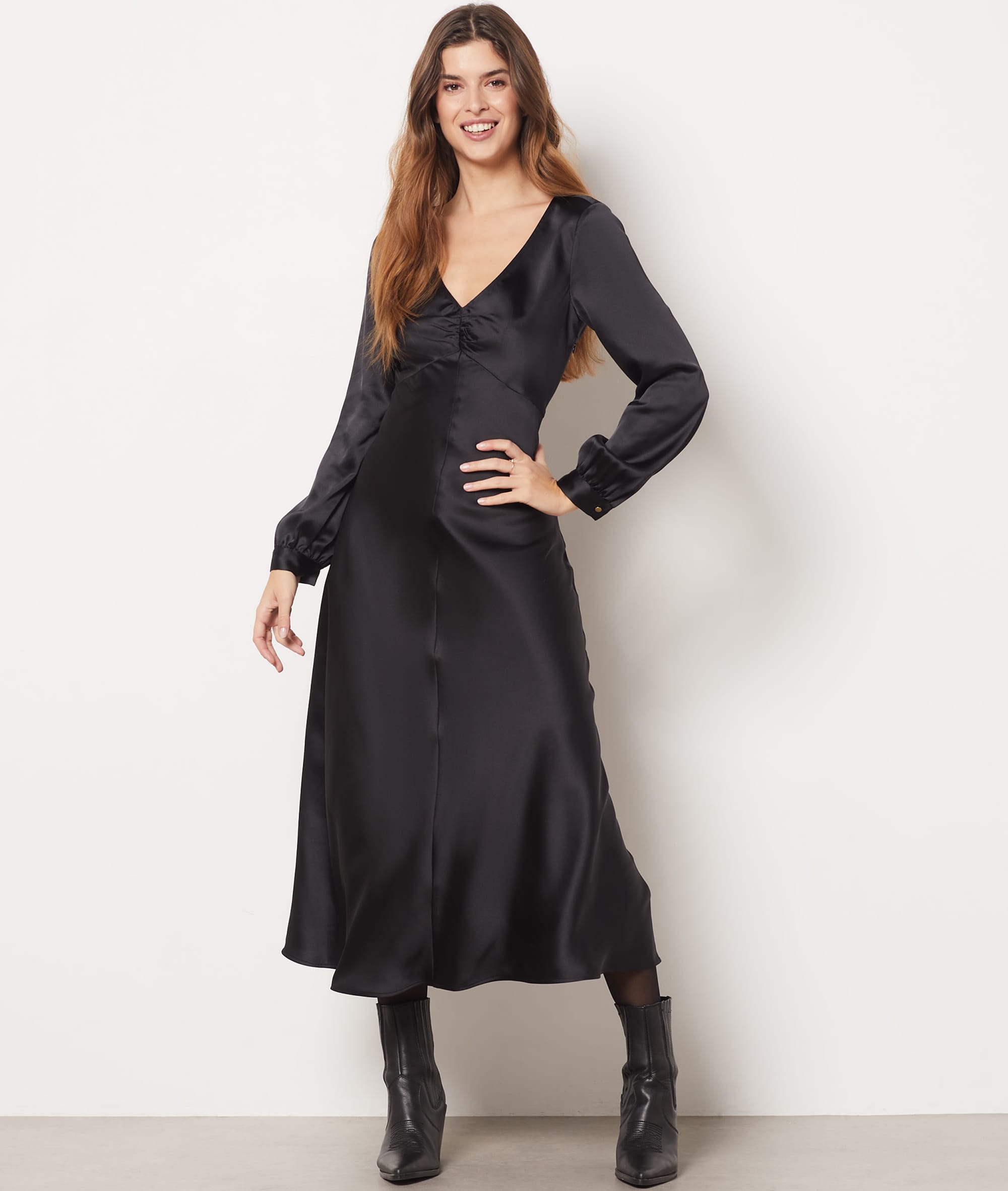 Satinkleid lange ärmel Clearance